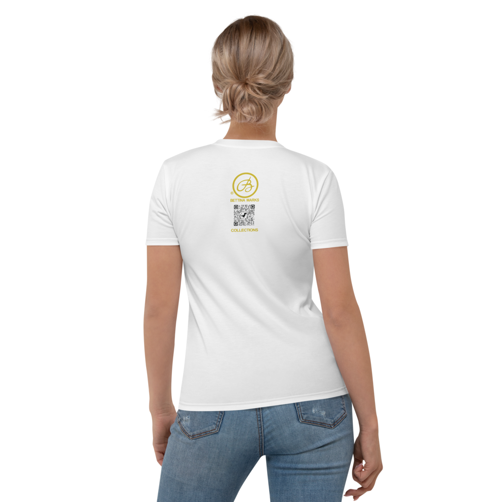 Keeping the Spirit in Living Women's T-shirt