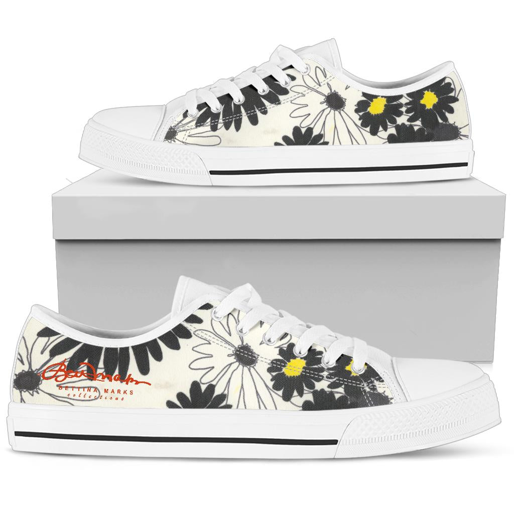 Daisy Low Top Sneakers