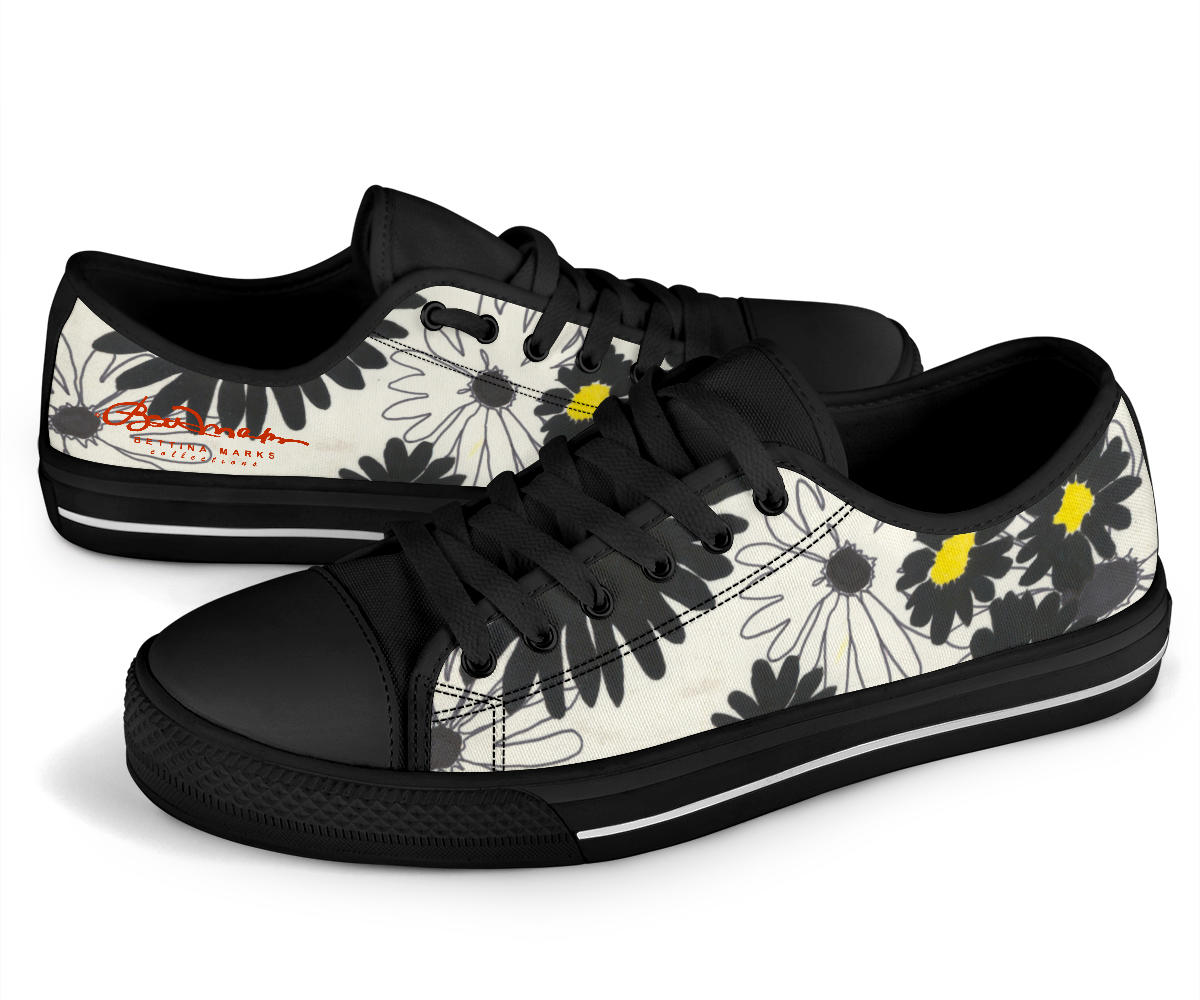 Daisy Low Top Sneakers