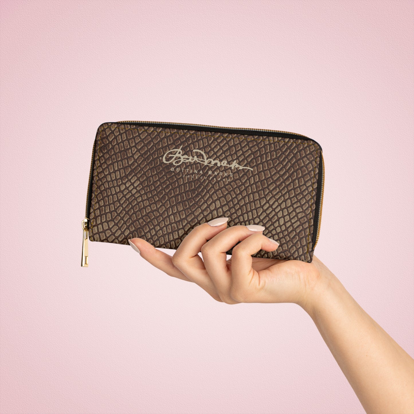 Mocha Crocodile Zipper Wallet for Women - Chic and Functional Clutch