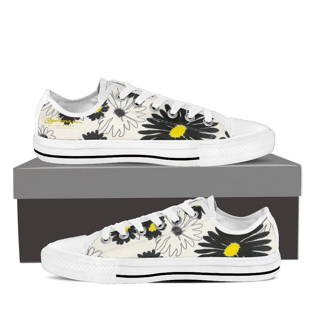 Daisy Men's White Low Top Sneakers